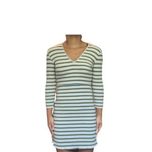 Green And Yellow Women’s Alya V-Neck 3/4 Sleeve Medium Length Dress Size Medium